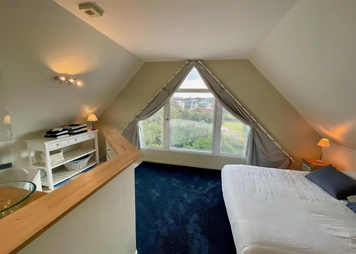 Triplex De Standing A Avec Terrasse, Parking Et Wifi - Fr-1-376-26